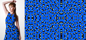 33073v Materiał ze wzorem abstrakcyjny wzór - cętki na niebieskim tle